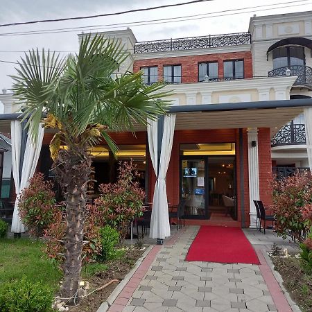 Conti Hotel & Restaurant Gjakova Zewnętrze zdjęcie