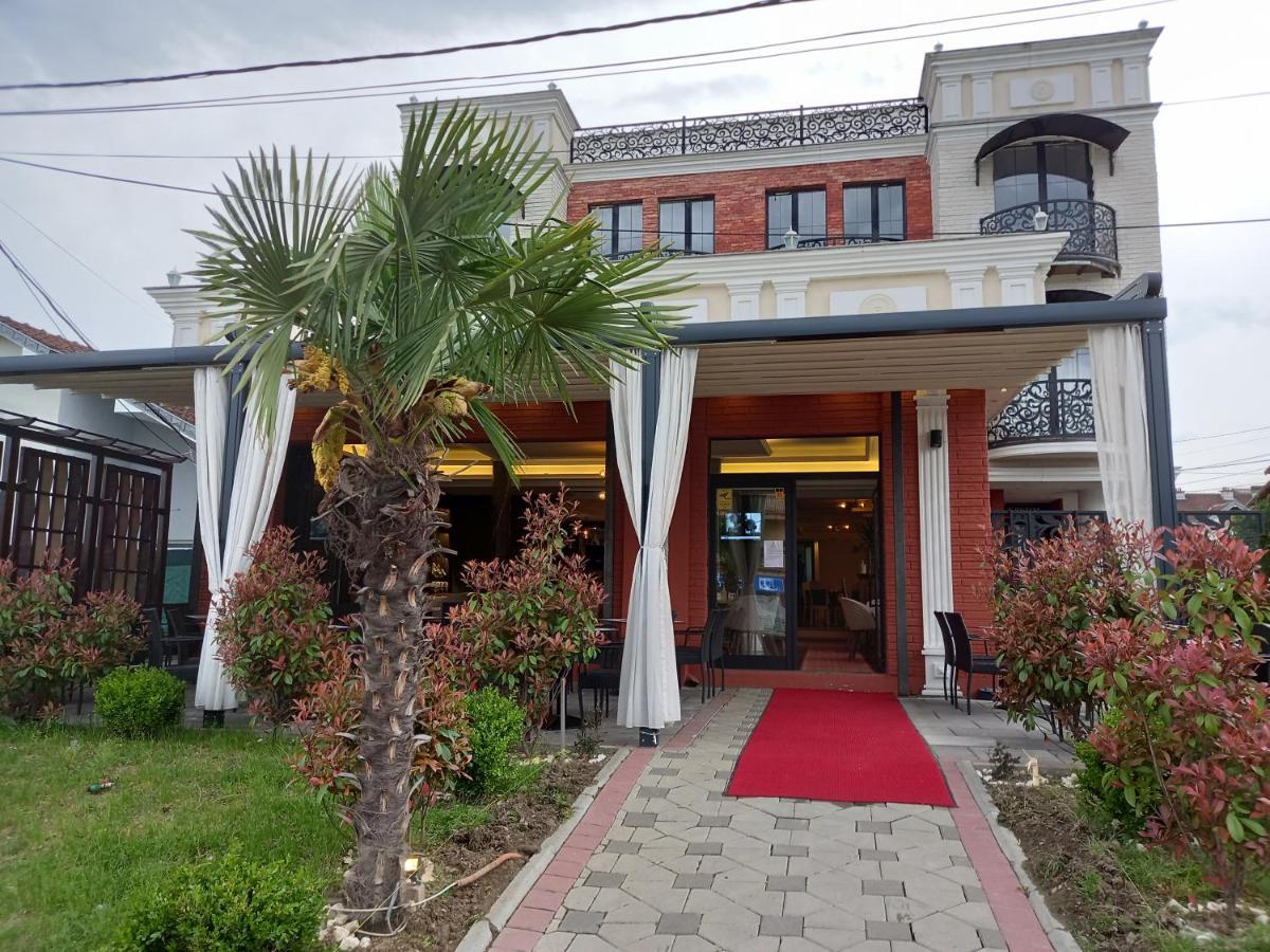 Conti Hotel & Restaurant Gjakova Zewnętrze zdjęcie
